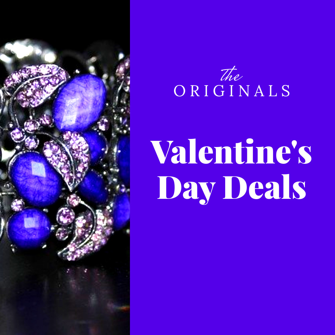 Valentine's Day Blue Jewelry Deals Animated-1080x1080px-InstagramPost